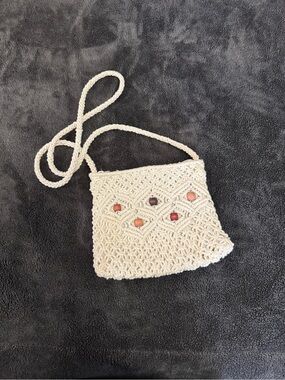 Vintage 70s Macrame Crossbody Bag Wooden Bead Boho Cottagecore Cream Purse